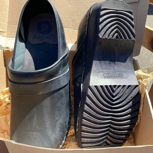 Mens Clogs - Sweden. Troentorp Clogs